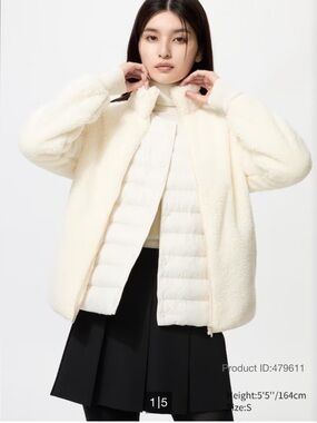 Uniqlo Fluffy Yarn Fleece Full-Zip Jacket in off white Size Medium